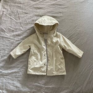 Zara excellent condition 2-3 toddler cream raincoat